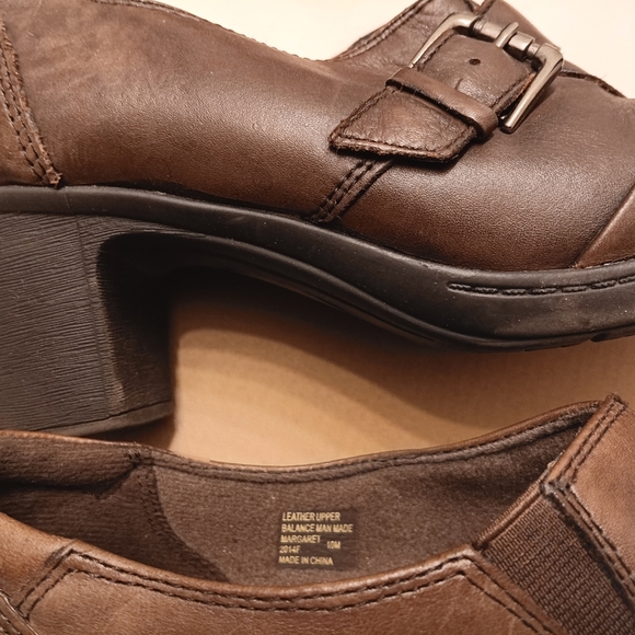 Earth Origins Bark Margaret Shoes - Picture 3 of 8